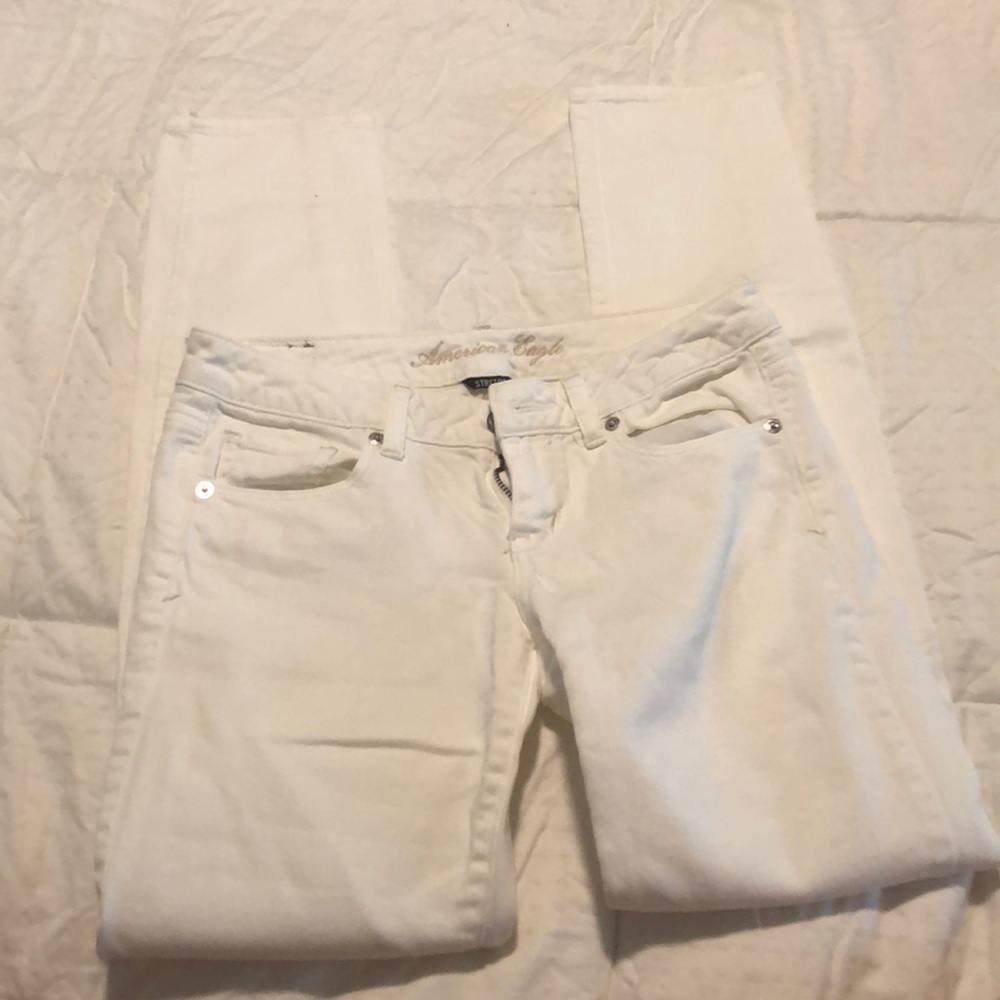 White skinny jeans